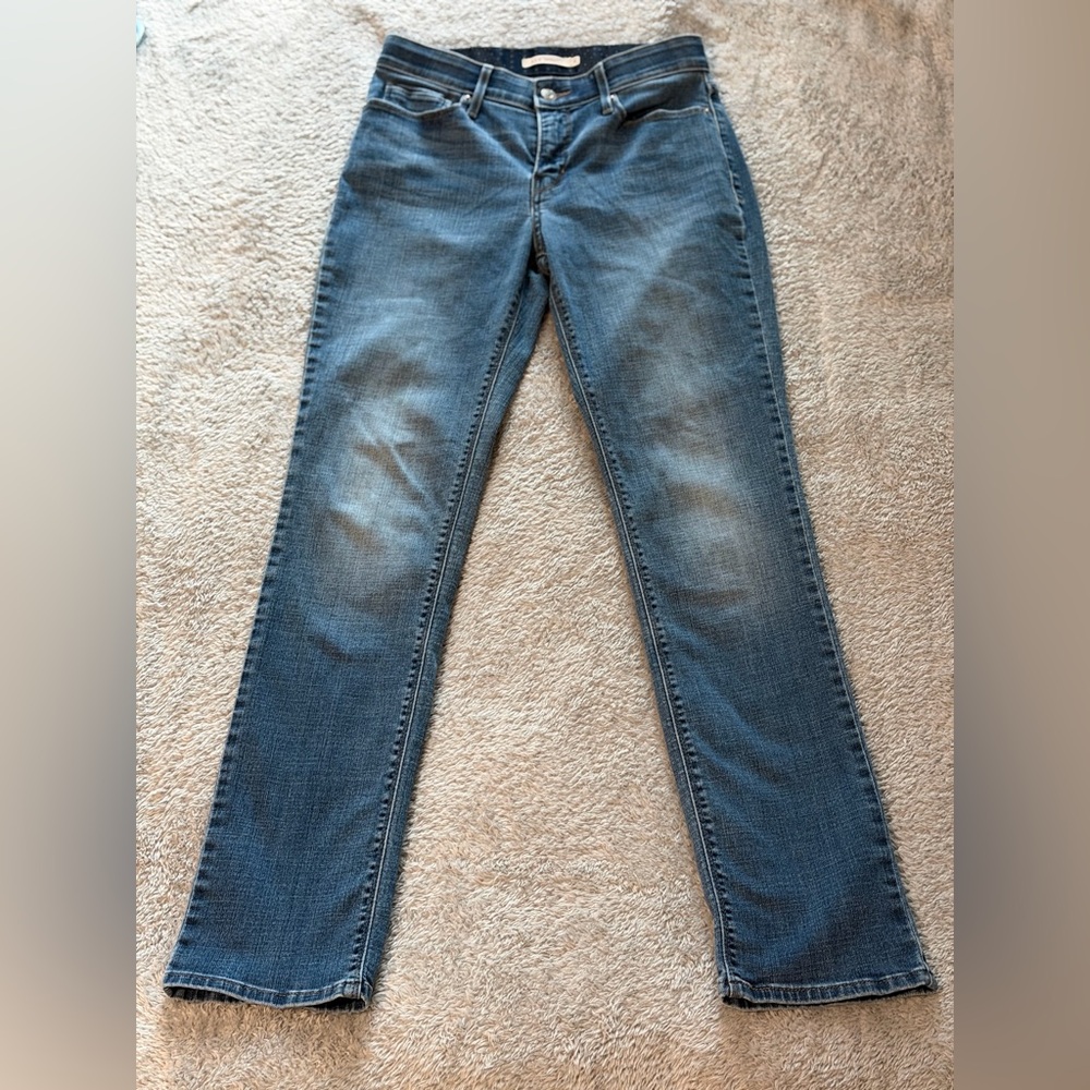 Levi's Women's Faded Blue Skinny Jeans